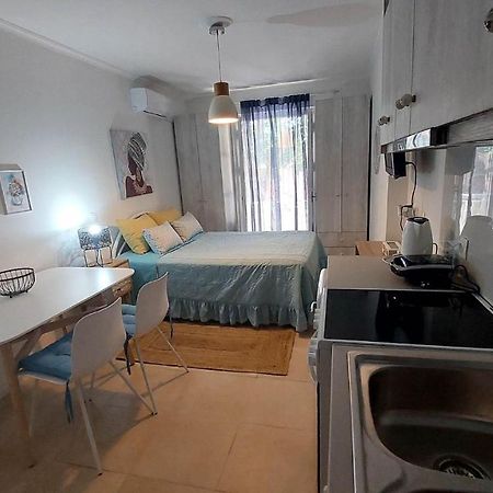 Nias Studio Apartamento Pérama Exterior foto