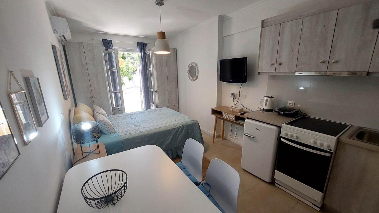 Nias Studio Apartamento Pérama Exterior foto