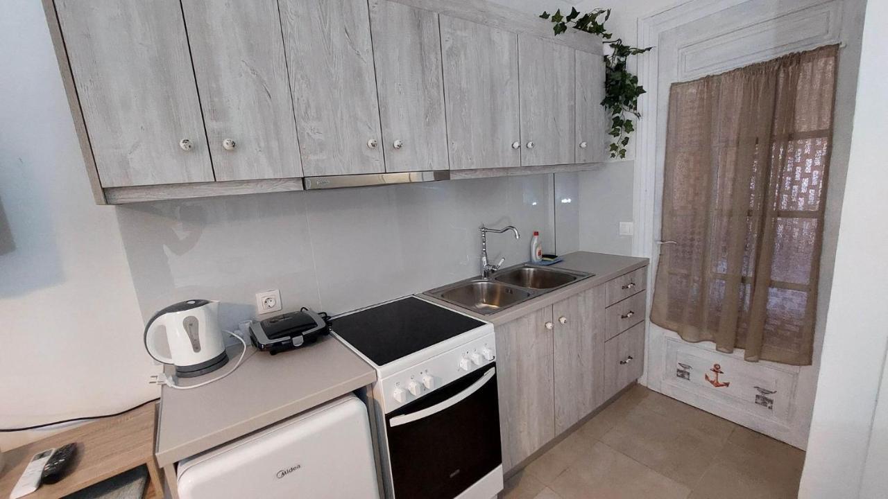Nias Studio Apartamento Pérama Exterior foto