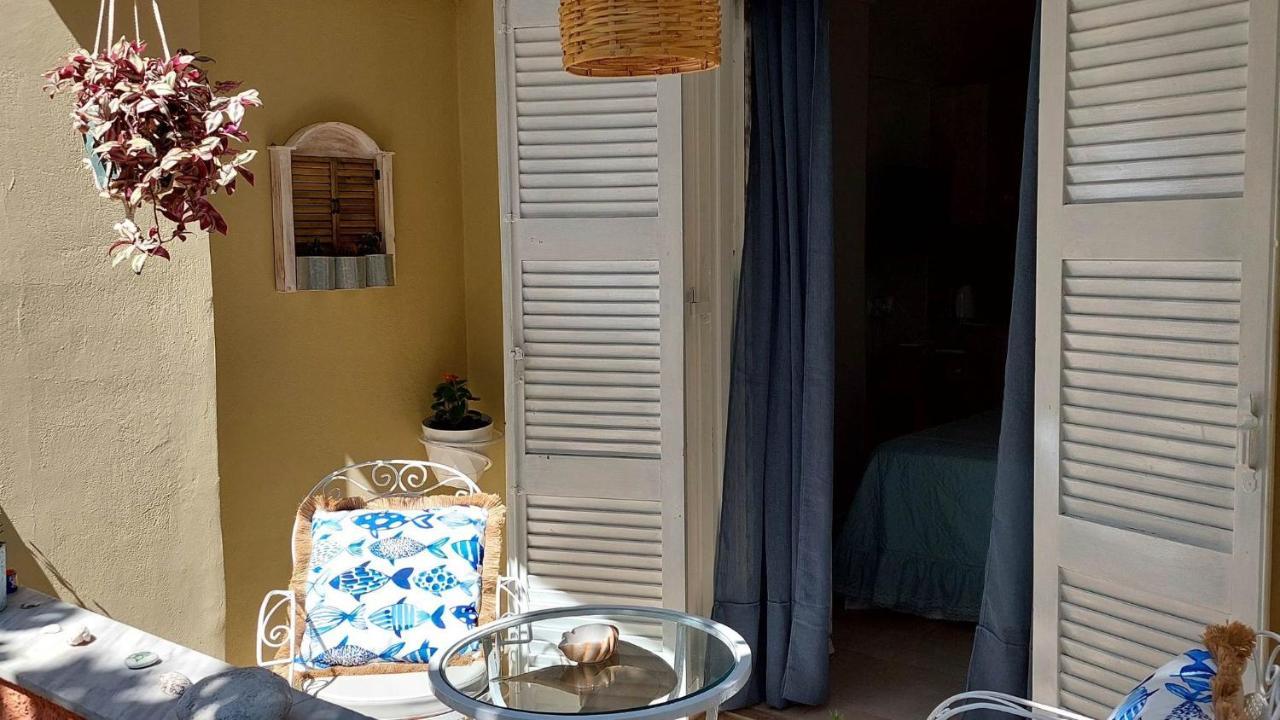 Nias Studio Apartamento Pérama Exterior foto